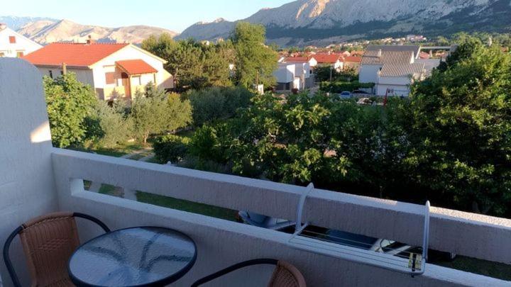 Mirjana F Apartaments Baska  Exterior photo