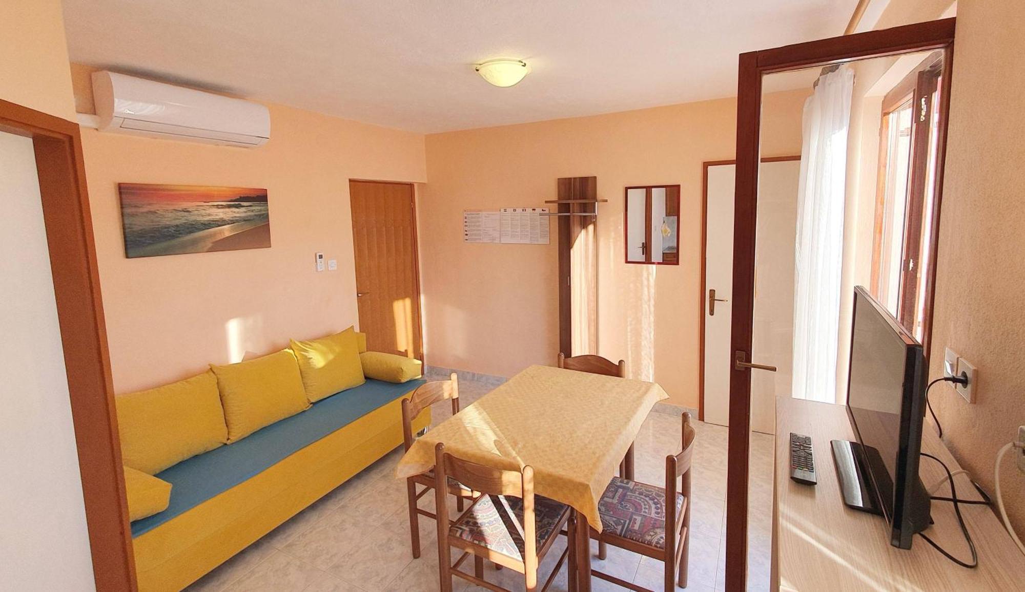 Mirjana F Apartaments Baska  Exterior photo